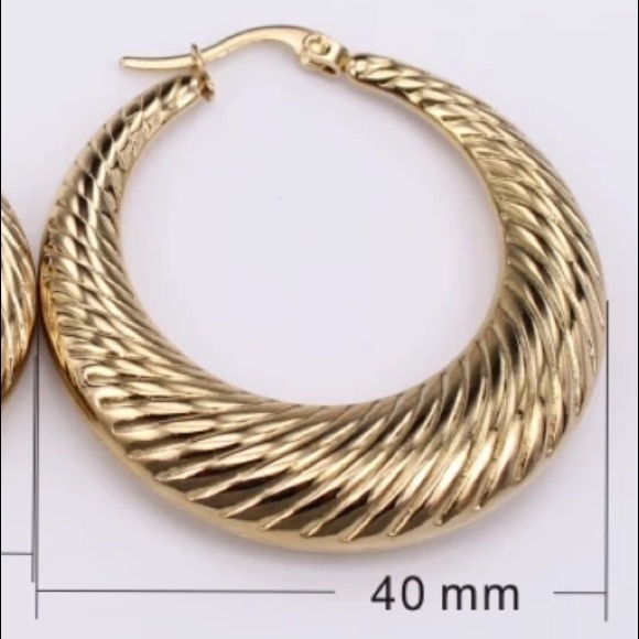 NEW 18K Yellow Gold Hoop Earrings - Picture 4 of 4
